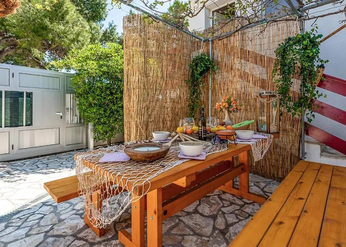 Gorgeous In With Wifi *