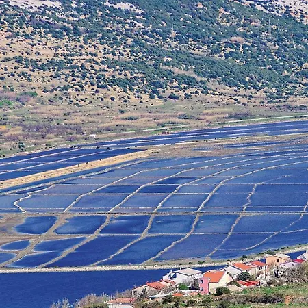 Gorgeous In With Wifi