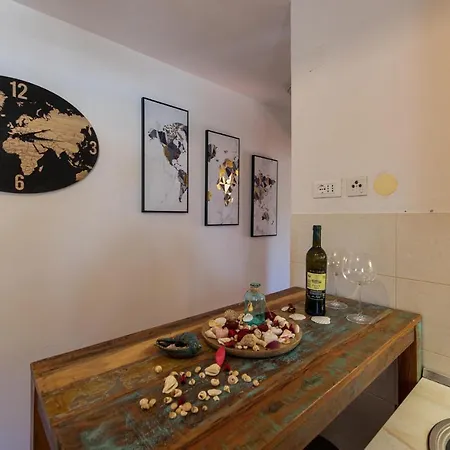 Gorgeous In With Wifi