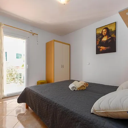 Gorgeous In With Wifi